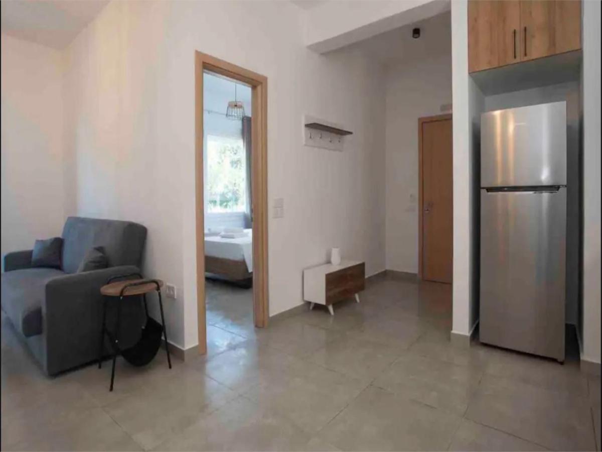 Mimikas Apartment Пилос Экстерьер фото